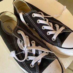 Size 6 converse
